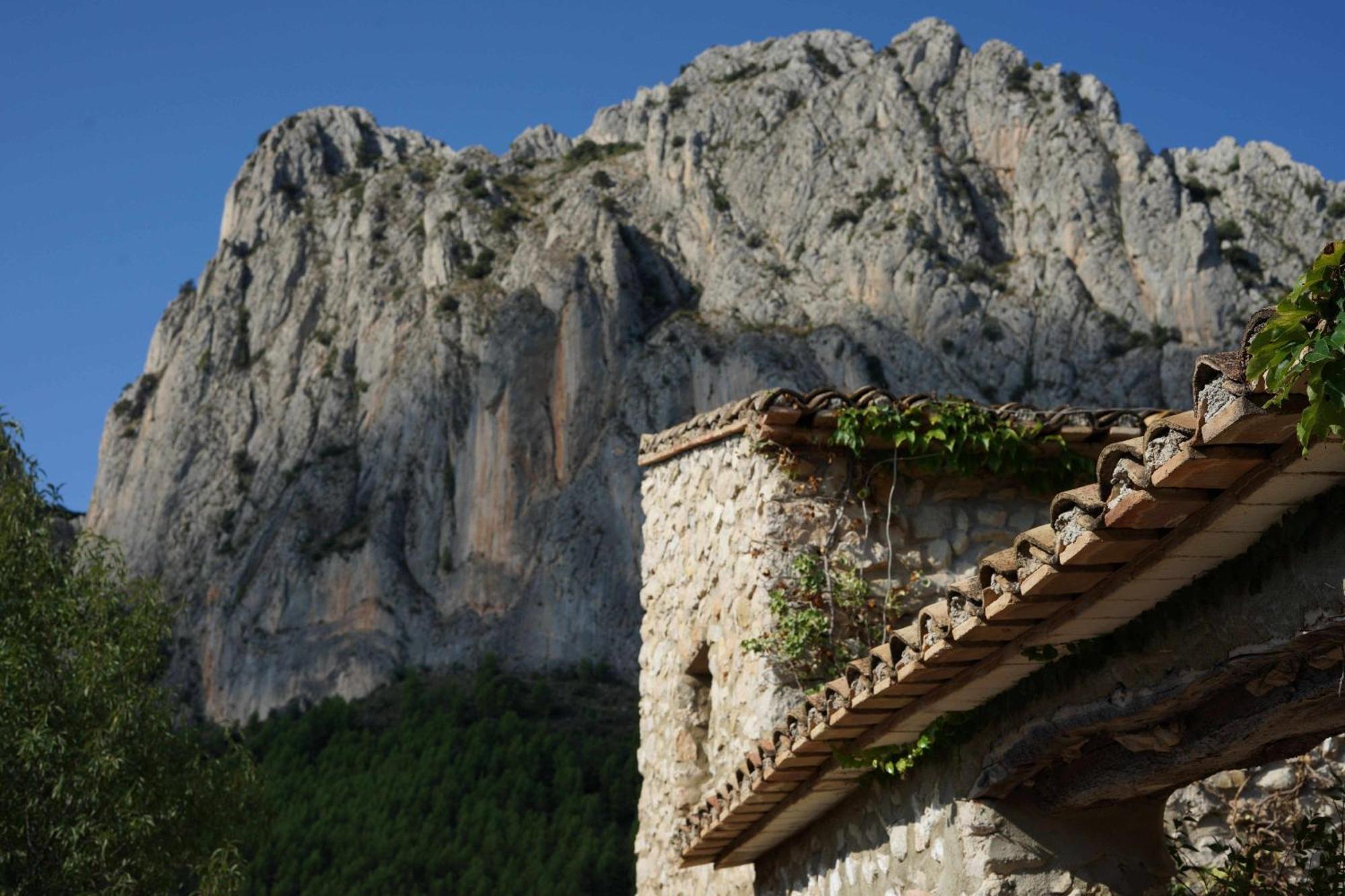 Torre De Arriba Casa Rural เบนิมานเต ภายนอก รูปภาพ
